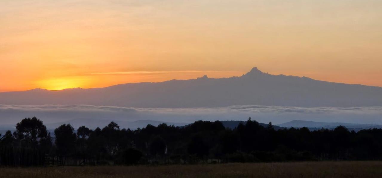 Juniper Park Resort Nyahururu ภายนอก รูปภาพ
