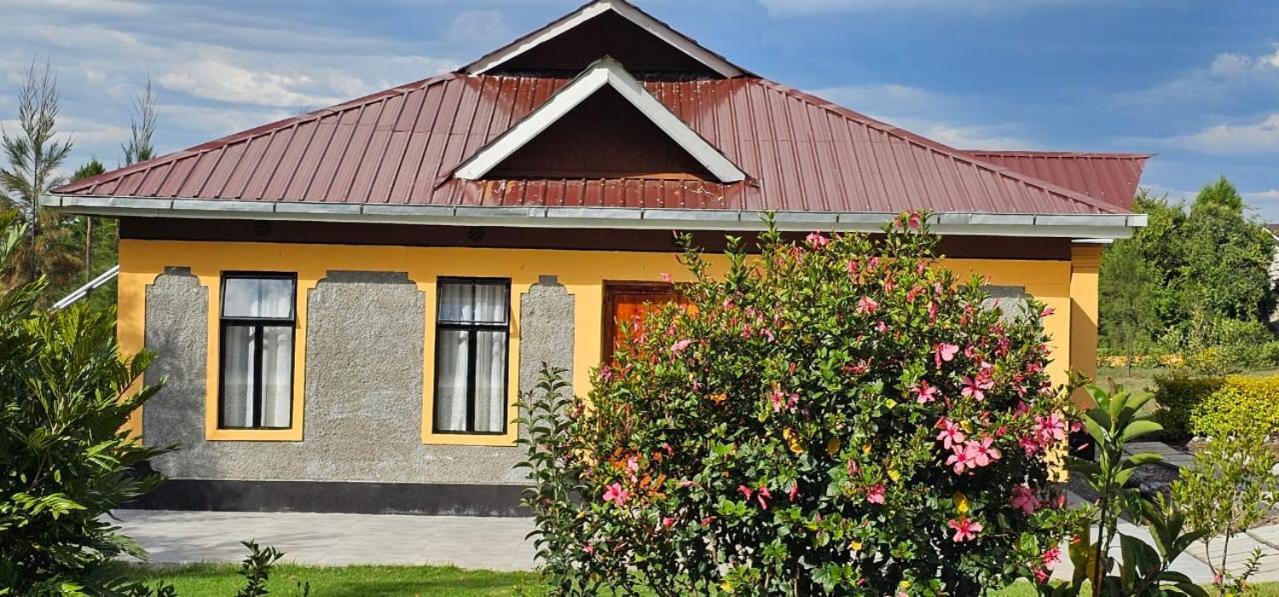 Juniper Park Resort Nyahururu ภายนอก รูปภาพ
